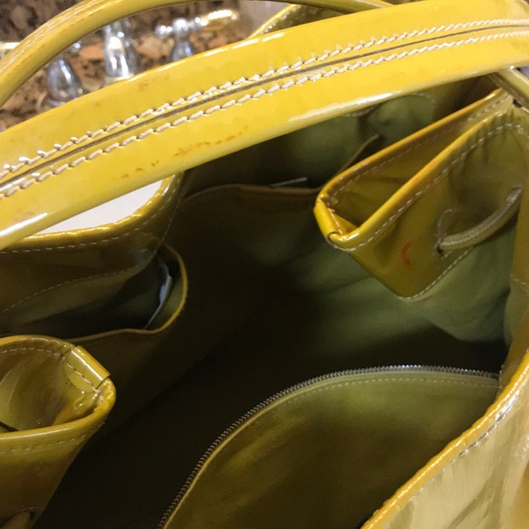 Burberry Patent Leather embossed Bilmore tote in Mustard Yellow - Picture 13 of 15